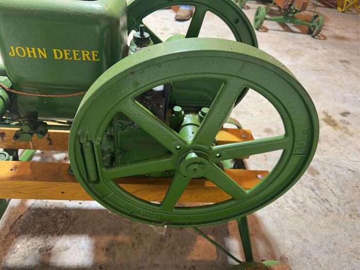 1943-john-deere-e-1-1/2hp-image-12