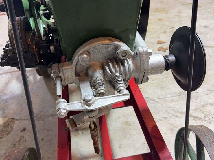 dumpster-mill-2-1/2-hp-engine-image-8