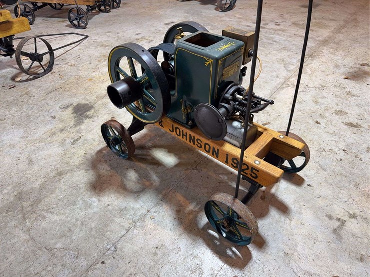 1925-fuller-and-johnson-1-1/2hp-image-8