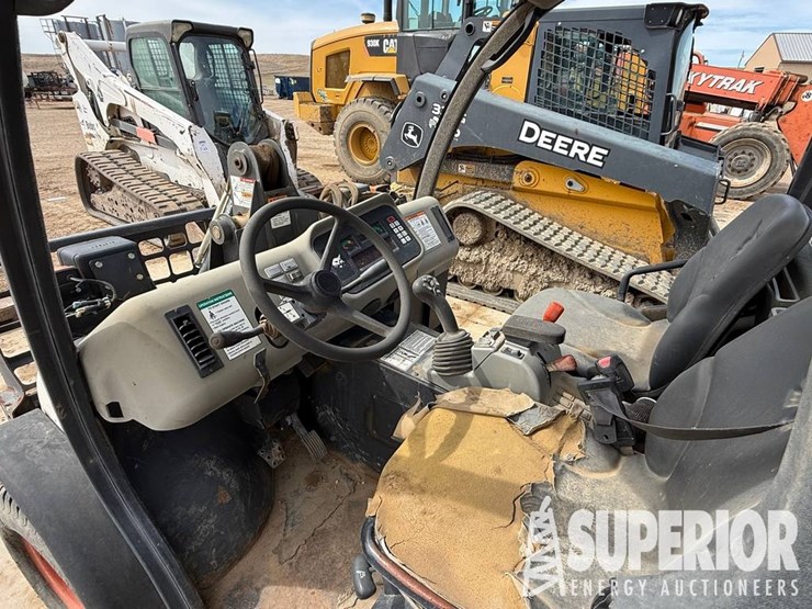 (5-27)-2013-bobcat-5600-toolcat,-s/n-a94x14028,-w/...-image-5
