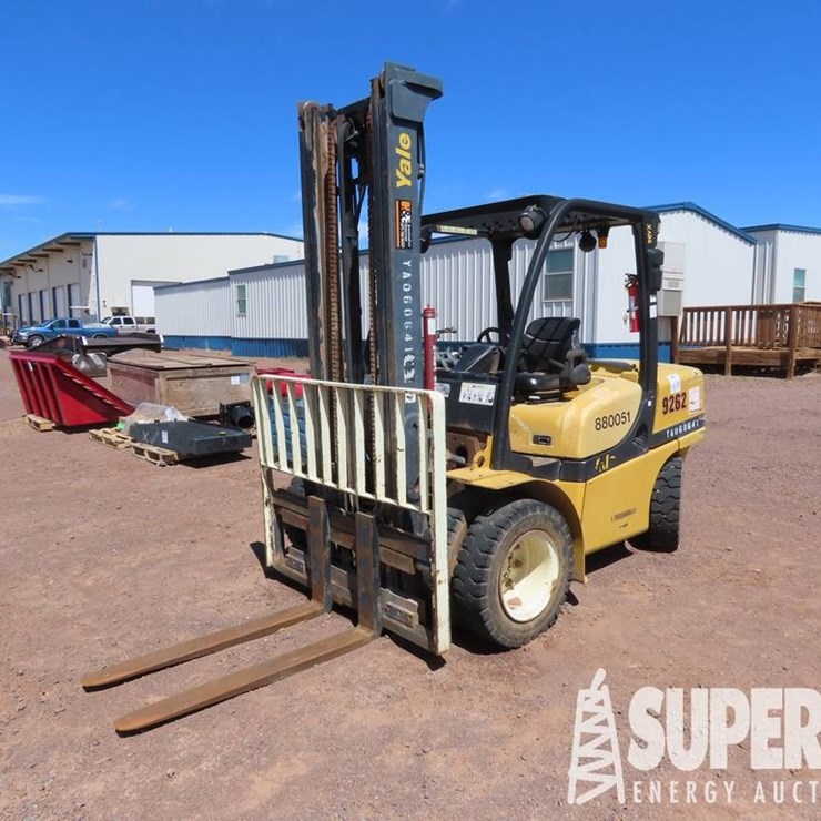 (10-22) YALE GDP090VXNCGV110 8700# Forklift , S/...