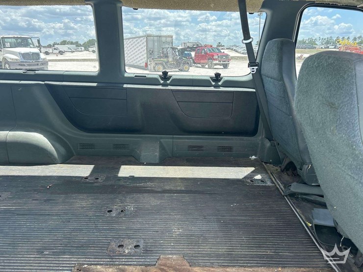 1992-ford-cargo-image-16