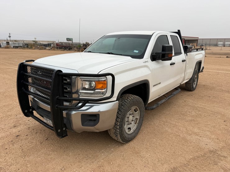 2018-gmc-sierra-2500hd-image-1