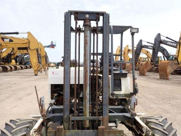 2001-moffett-m5000-image-23