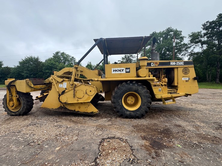 2004-caterpillar-rm-250c-image-4
