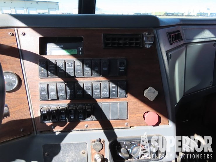 2012-western-star-4900-image-8