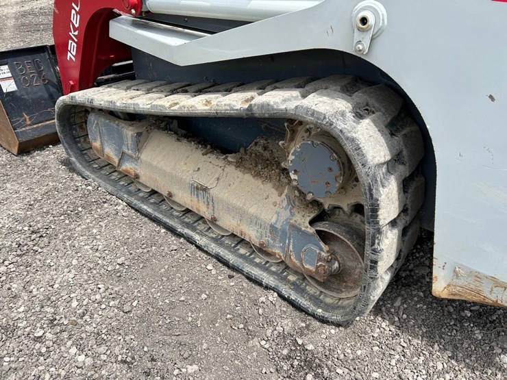 2022-takeuchi-tl8r2-image-17