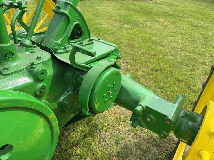 john-deere-b-image-37