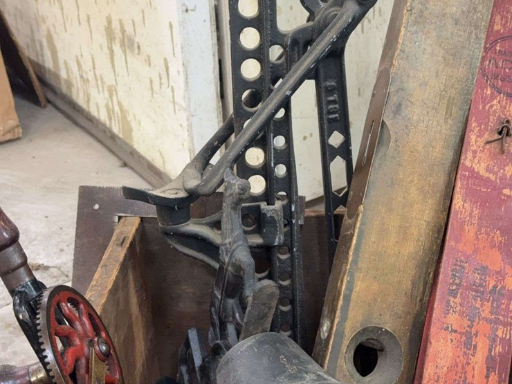 primitive-farm-tools-&-wrench-lot-w/-acme-seeder,-allis-chalmers,-bell-&-hand-tools-image-10