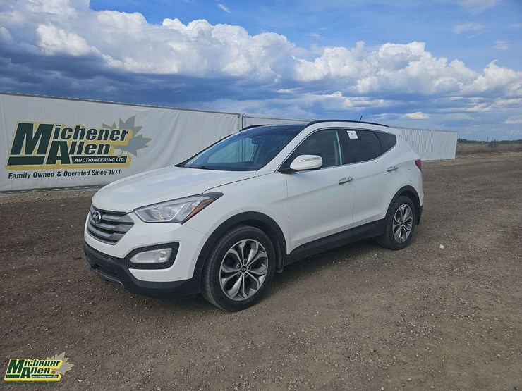 2015-hyundai-santa-fe-image-1