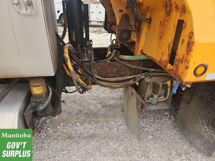 2009-international-workstar-7600-image-41
