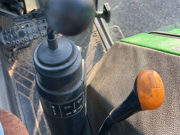 john-deere-5210-image-69
