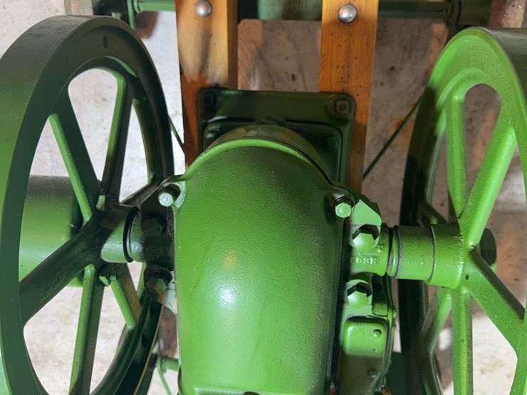 1926-john-deere-e-1-1/2hp-image-12