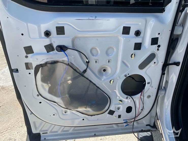 2022-ford-f150-image-27