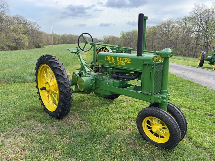 john-deere-b-image-7