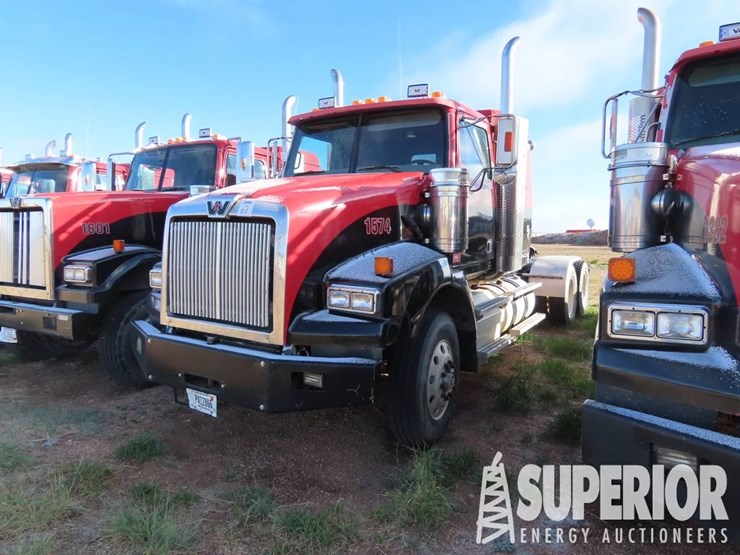 2012-western-star-4900-image-1
