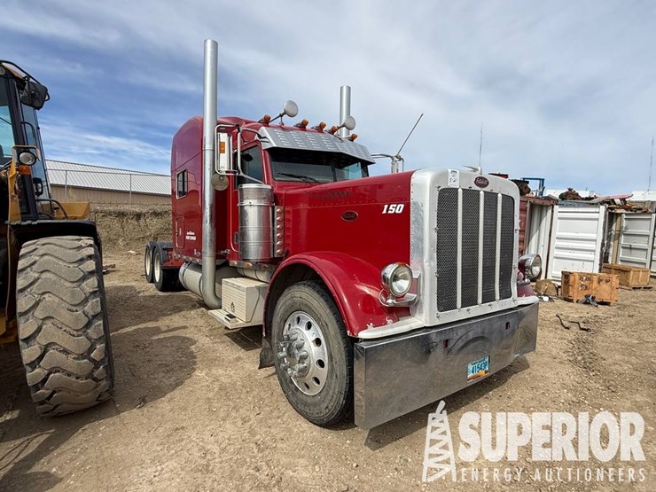2008-peterbilt-389-image-1