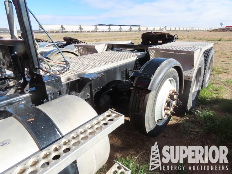 2015-western-star-4900-image-6