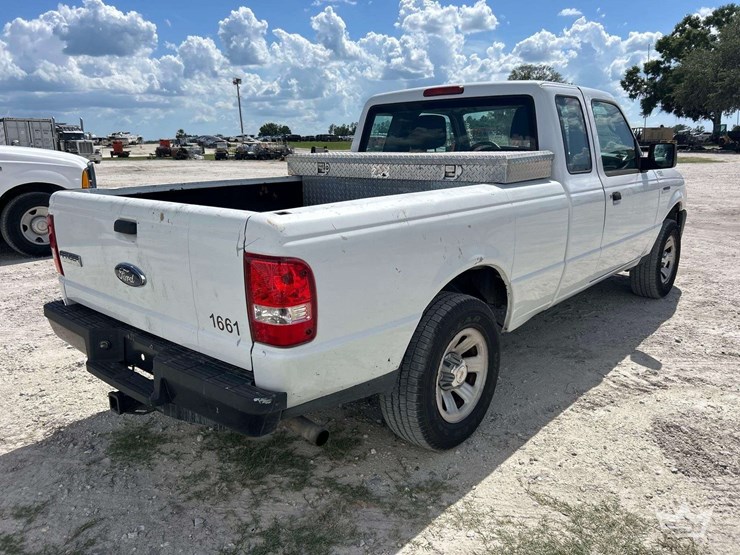2011-ford-ranger-image-3