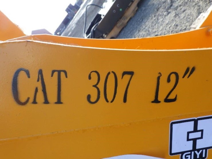 caterpillar-307-image-5