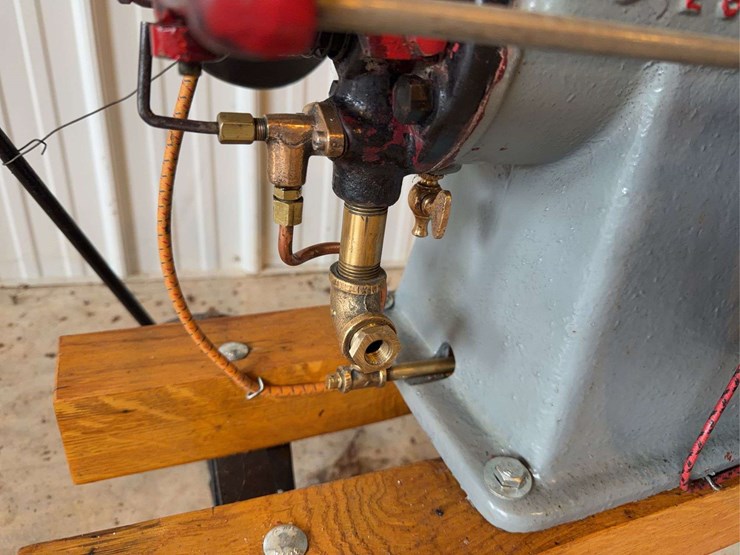 gray-engine-image-11