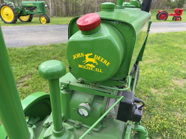 john-deere-b-image-43