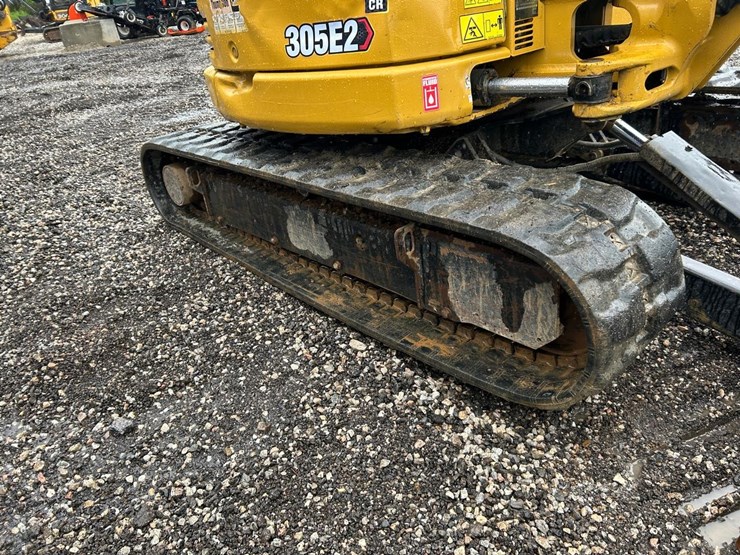 2016-caterpillar-305e2-image-11