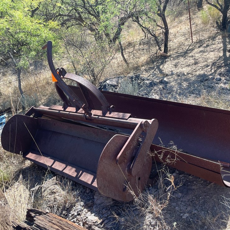 #1035 • Back Blade and Chute Metal