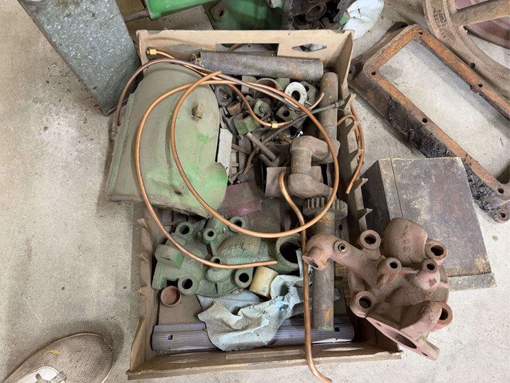 john-deere-engine-parts-assortment-image-8
