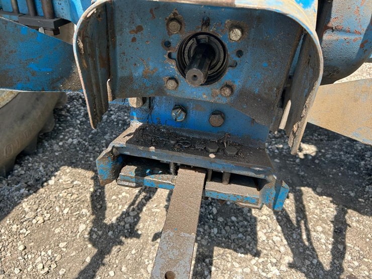 ford-7710-image-14