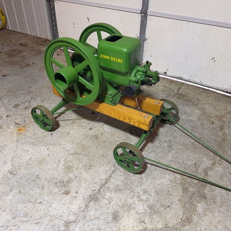 1943 John Deere E 1-1/2HP