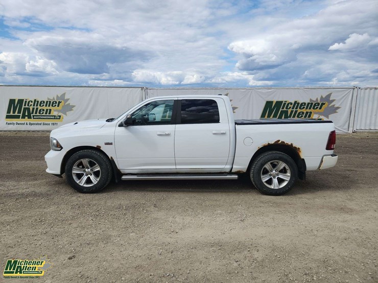 2013-dodge-1500-image-22