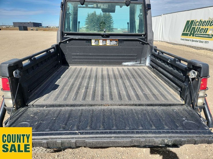 john-deere-gator-image-22