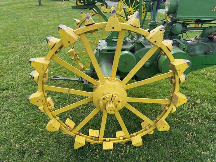 john-deere-a-image-13