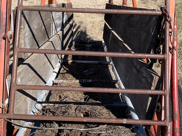 #1021-•-co-op-portable-cattle-loading-chute-image-3