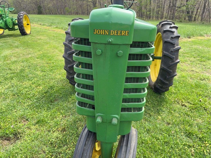 john-deere-h-image-9