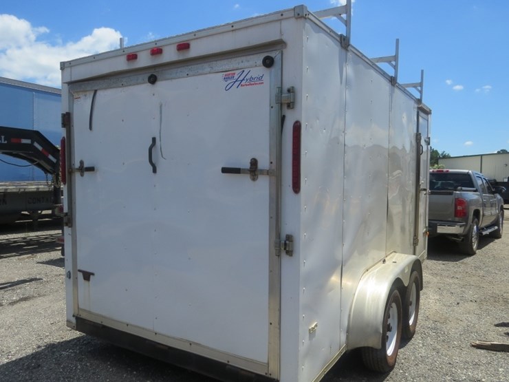2014-horton-enclosed-trailer-image-4