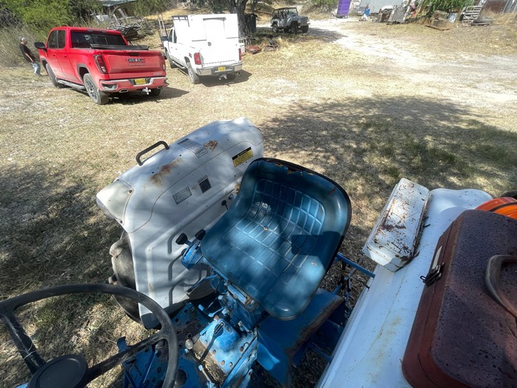 ford-tractor-image-10