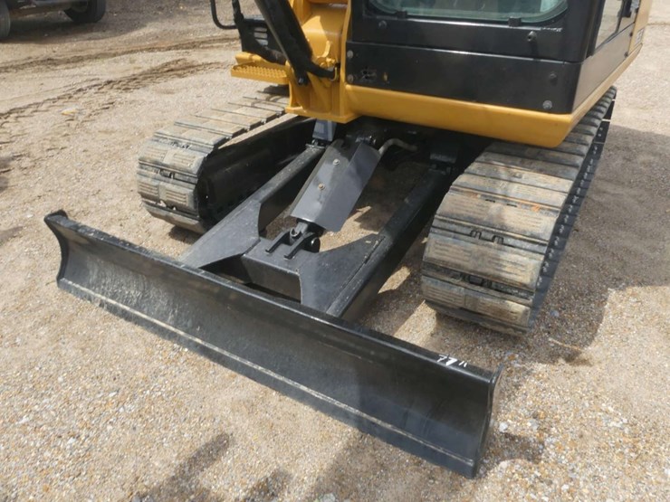 2021-caterpillar-305.5e2-image-7