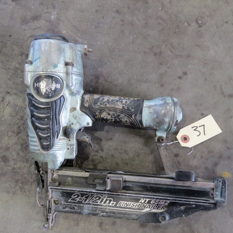 HITACHI NT-65M2 FINISHING NAILER