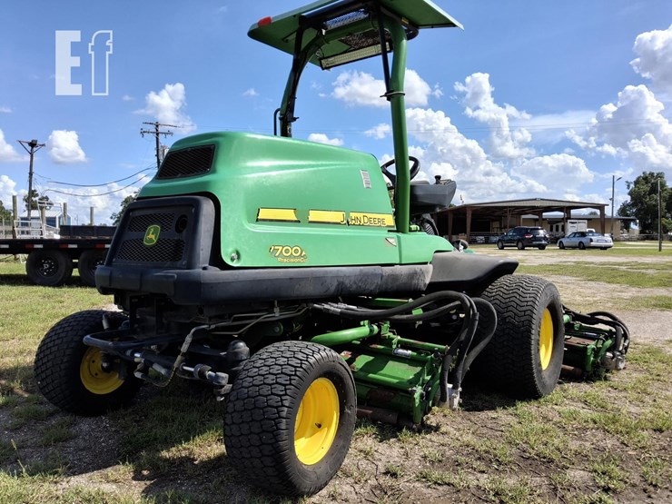 2016-john-deere-7700a-image-9