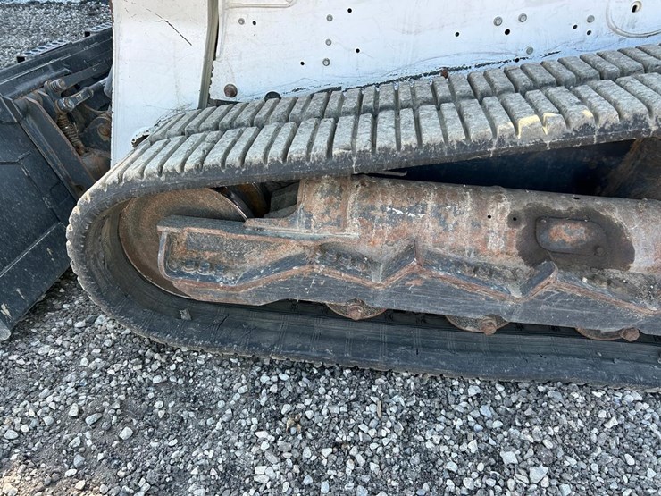 2021-bobcat-t770-image-17