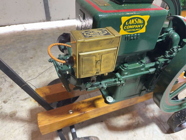 lansing-2hp-engine-image-10