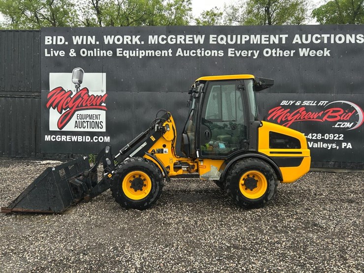 jcb-407-image-1
