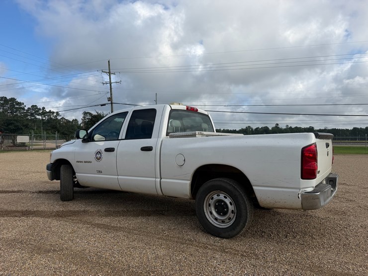 2007-dodge-ram-1500-image-4
