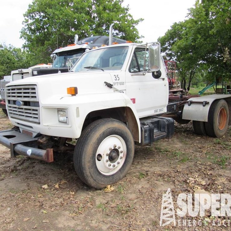 1994 FORD F700