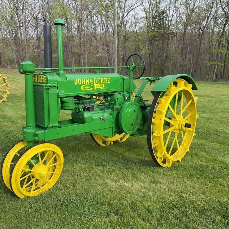 JOHN DEERE A