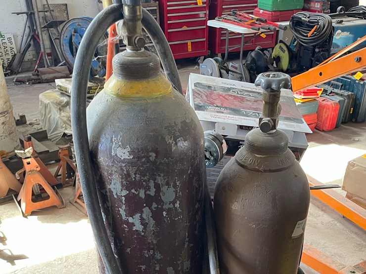 #1014-•-esab-multimaster-260-welder-image-9