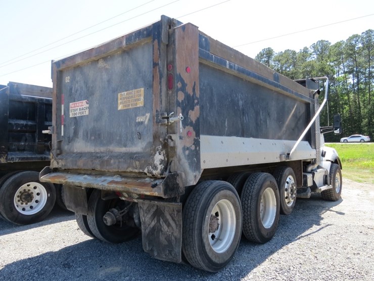 2017-kenworth-t880-image-6