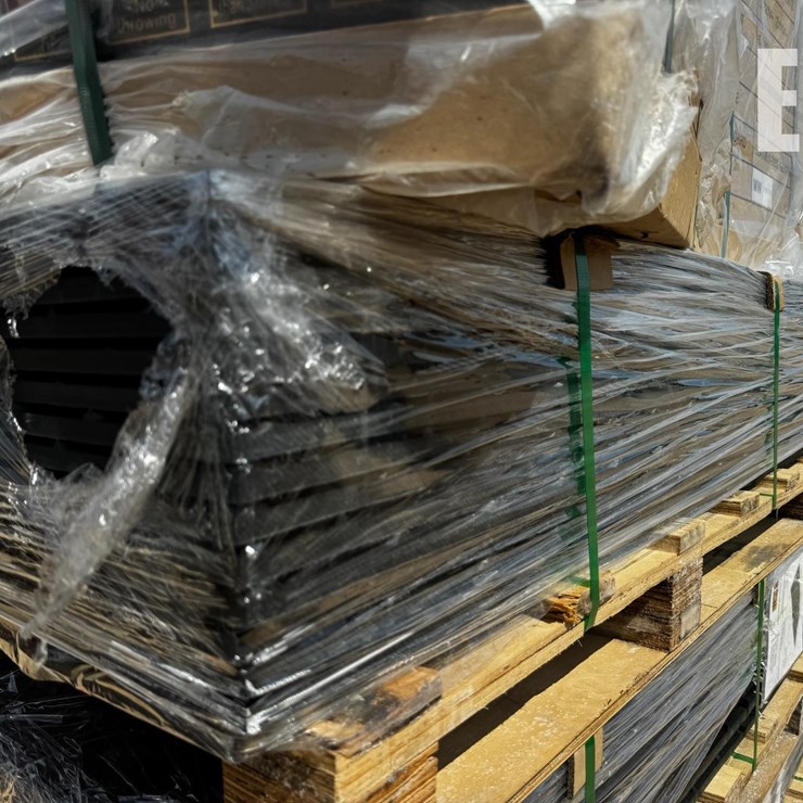 RUBBER GROUND MATS